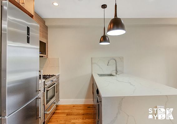 4th image of 885 Herkimer St APT 2