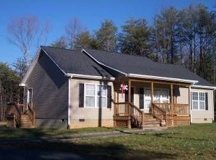 6410 Watt Abbitt Rd, Appomattox, VA 24522