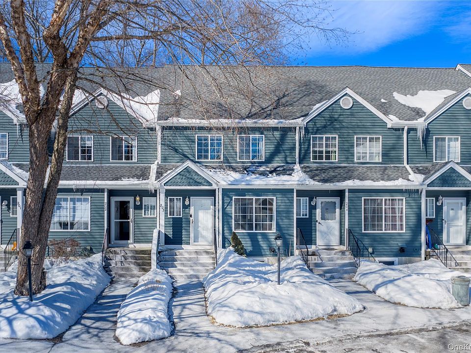 1st image of 203 Kensington Court