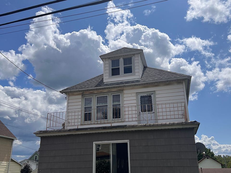 1st image of 15 Caldwell Pl #1