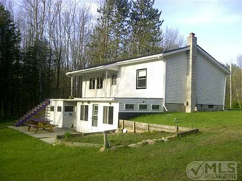 19114 20th Ave photo 1