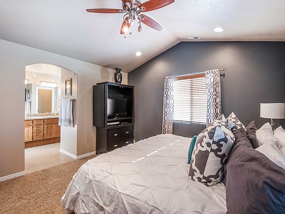 4th image of 965 W Village Bend Ln