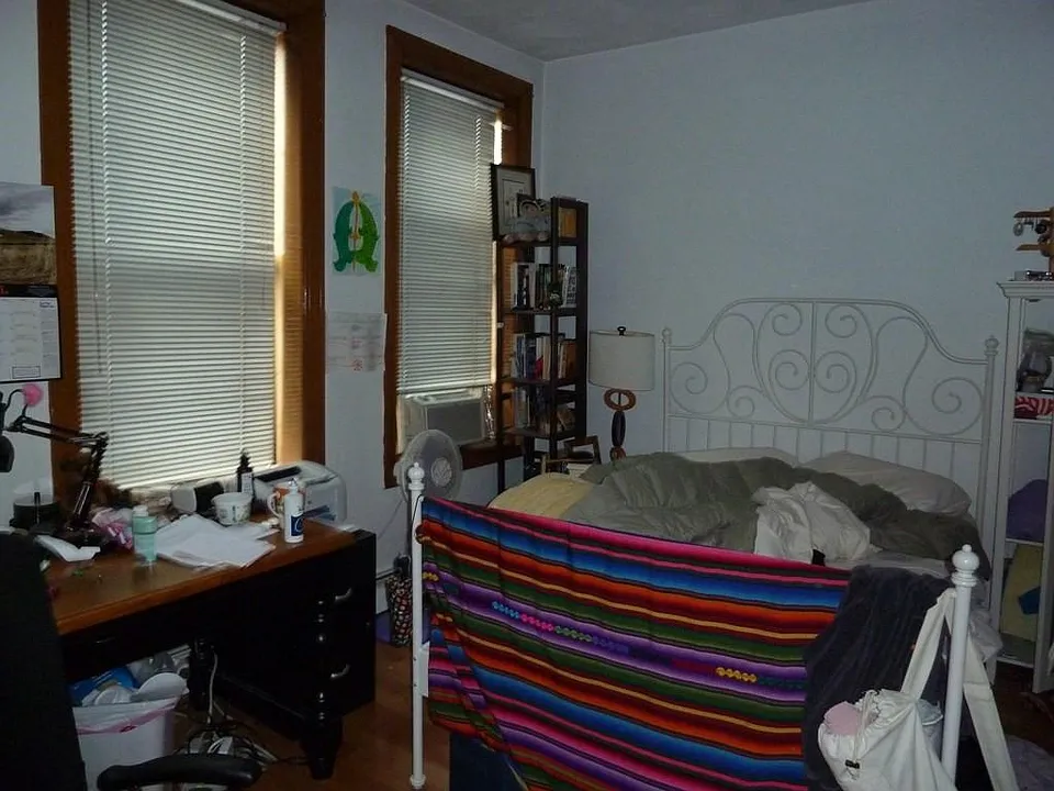 129 Saint Botolph St #9