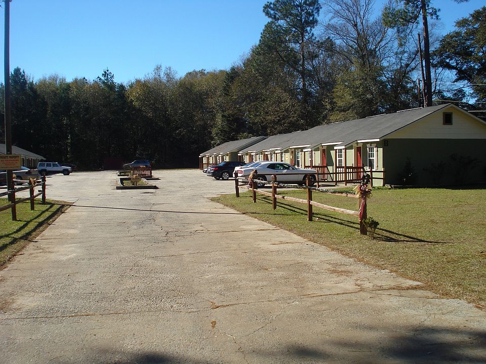 2nd image of 625 S Dooly St APT A8
