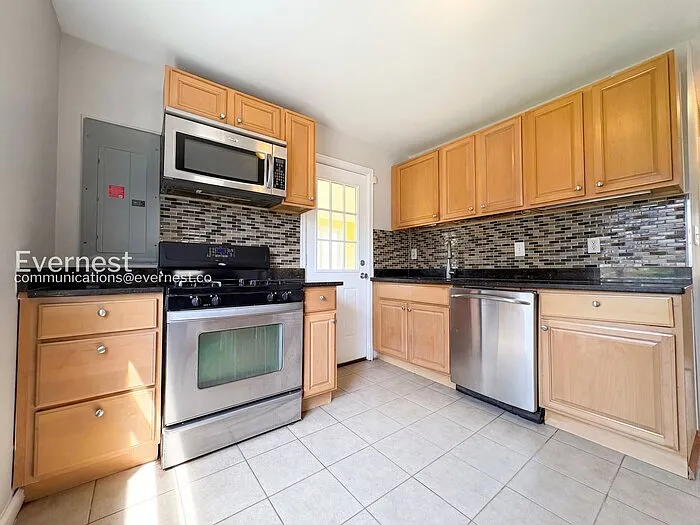 7730 Emerson Rd — Photo 10