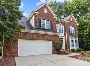 517 Chadmore South Dr, Charlotte, NC 28270