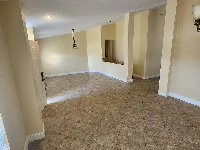 1353 Scattered Pines Pl — Photo 9