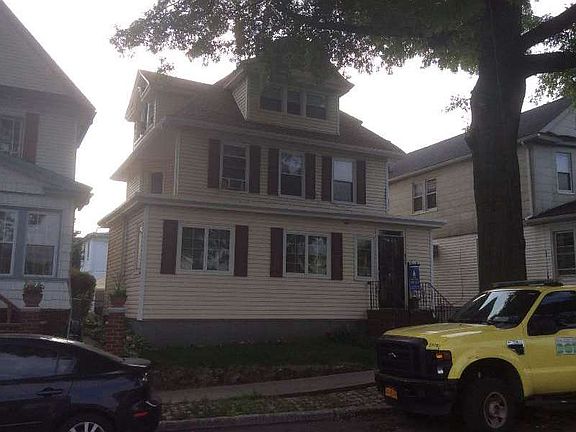 3rd image of 8508 Woodhaven Blvd
