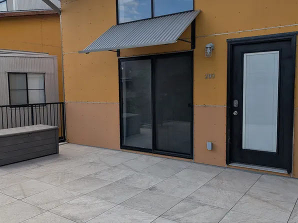 3295 Blake St APT 203, Denver, CO 80205