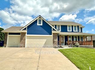 4716 Sierra St, Papillion, NE 68133