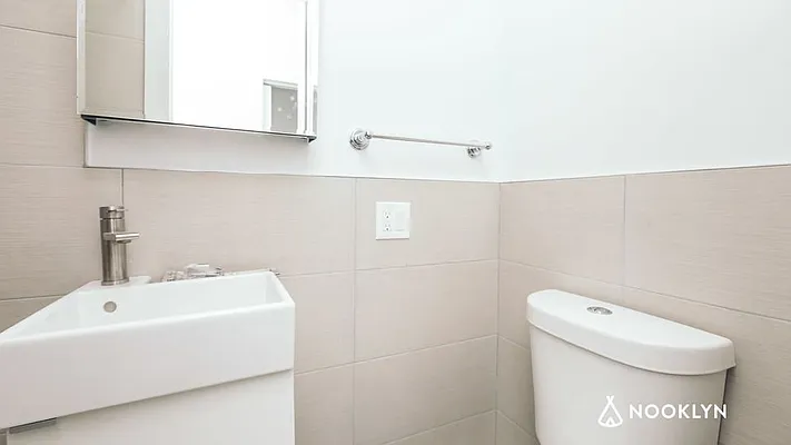 Rented by Nooklyn NYC LLC | media 11