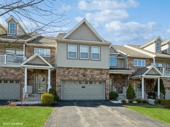 136 N River Drive, Beacon, NY 12508