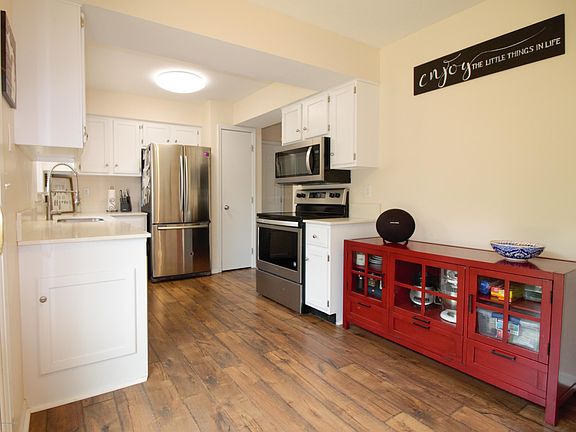 3rd image of 5425 Jill Ave