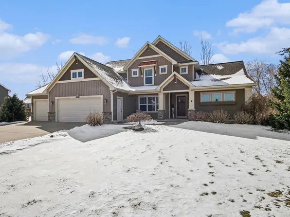 2488 Cedar West Dr, Jenison, MI 49428