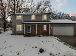 3548 Capaldi Cir, Orion, MI 48359