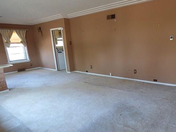 4th image of 2236 Santa Cruz Dr