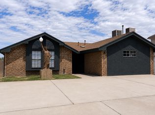 10918 Yogi Berra Cir, El Paso, TX 79935