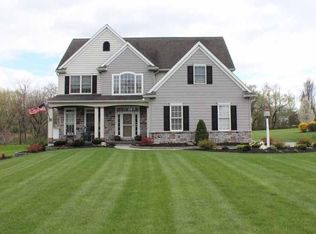 1888 Windy Hill Rd, Lancaster, PA 17602