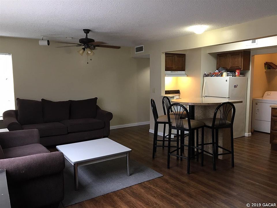 2nd image of 2601 SW Archer Rd APT 141