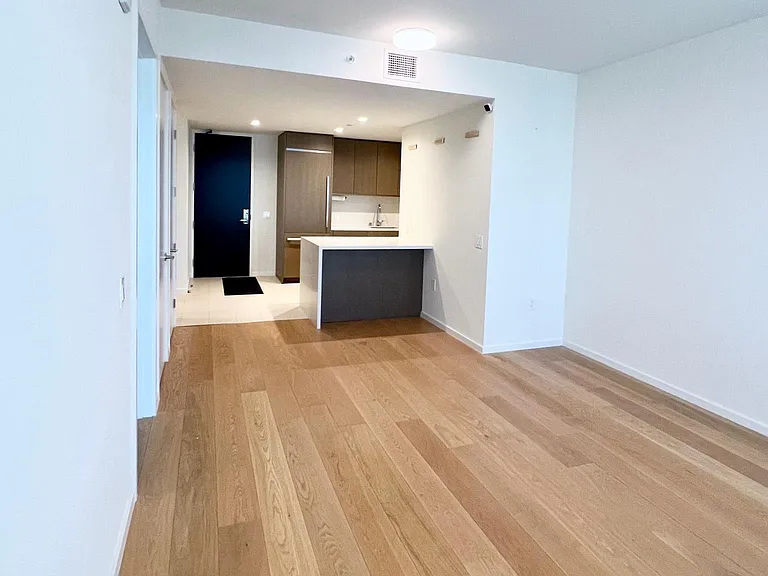 889 Francisco St #2901 — Photo 2