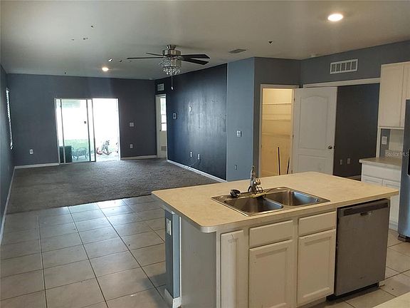3rd image of 2842 Common Crane Ct