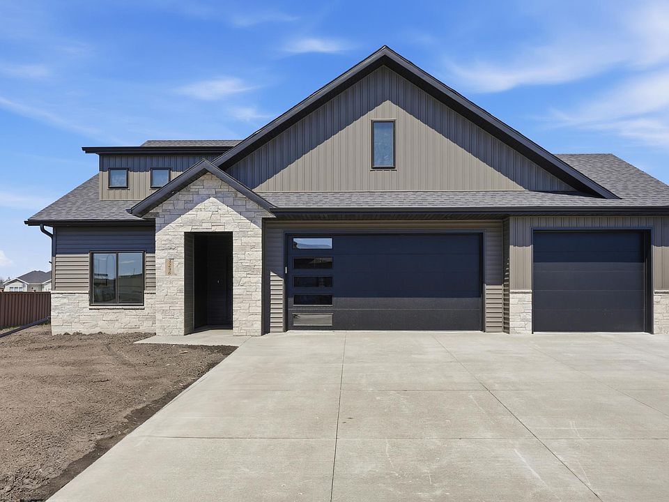 1st image of 3296 Timber Creek Cir S