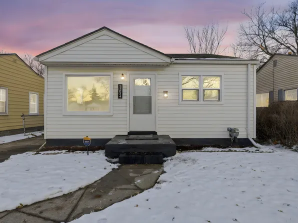 21034 Atlantic Ave, Warren, MI 48091