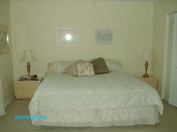 king bed in master BR