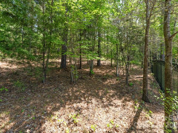 6010 Hawk View Rd, Waxhaw, NC 28173