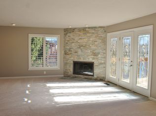 8479 Sand Point Way, Indianapolis, IN 46240