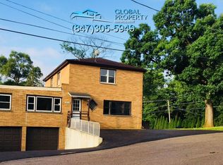 26179 W Riverview Dr APT 2, Antioch, IL