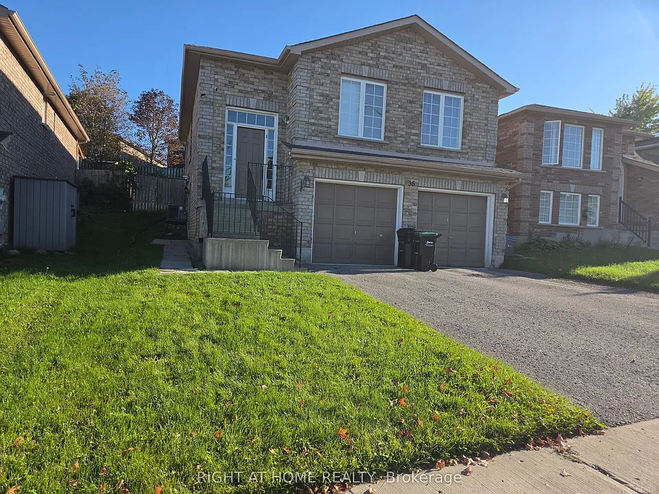 35 Forest Dale Dr #LOWER