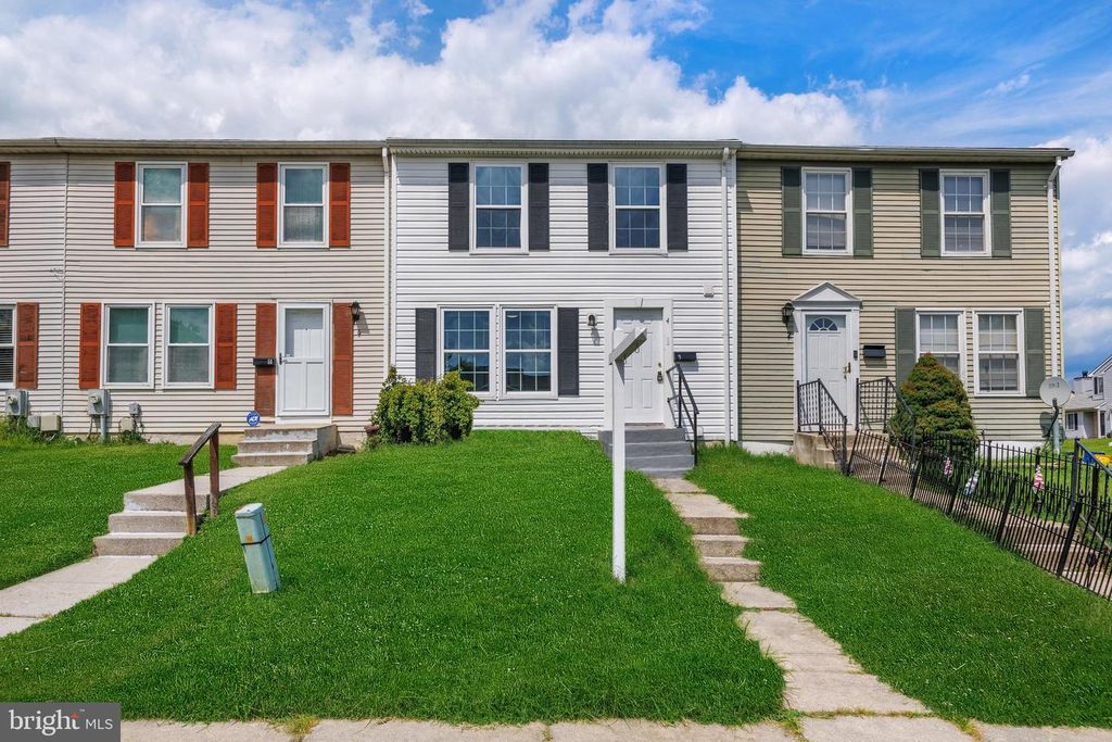 4 Van Ct, Baltimore, MD 21206