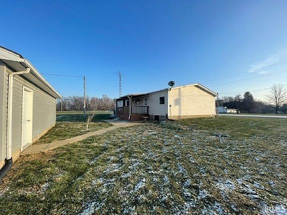 2nd image of 4127 N Beech Creek Ln