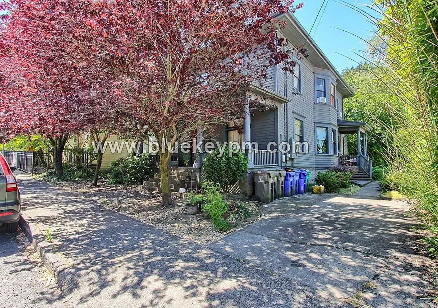 2 Bed, 1 Bath Remodeled Unit Near OHSU and Portland VA Medical Center — Photo 2