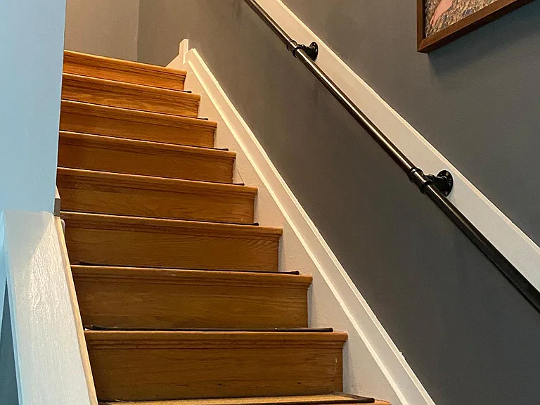 stairs from main to upper level