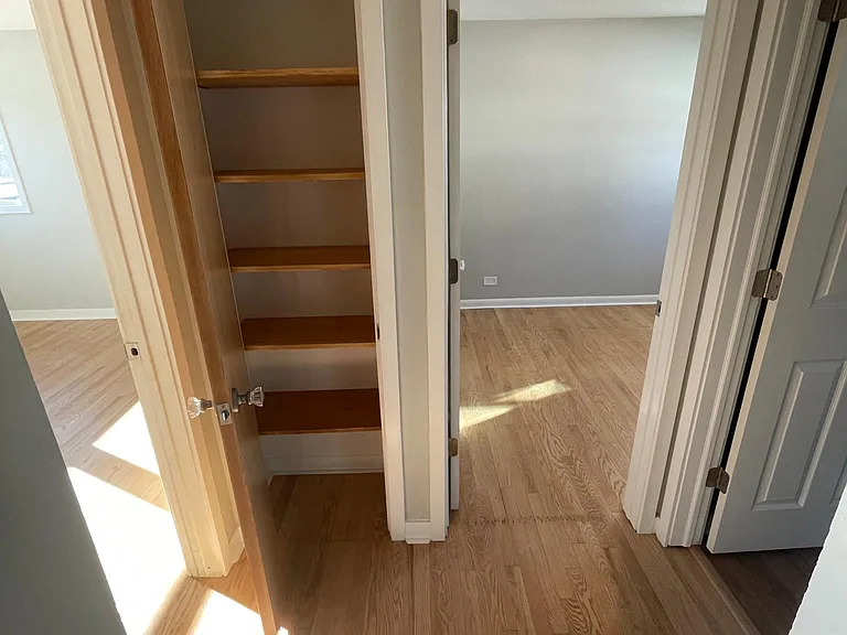 Hallway & Linen Closet
