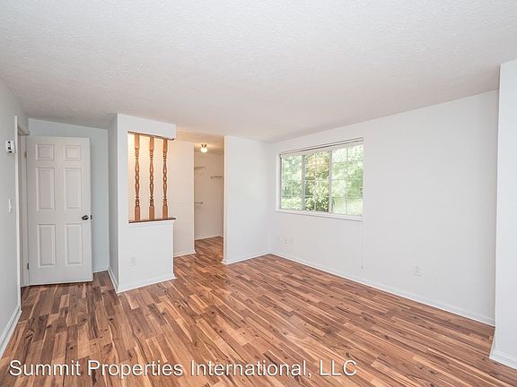 3rd image of 7304 Pebblestone Dr APT D