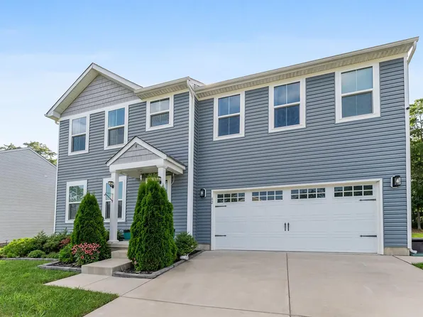 82 Galleria Dr, Mays Landing, NJ 08330