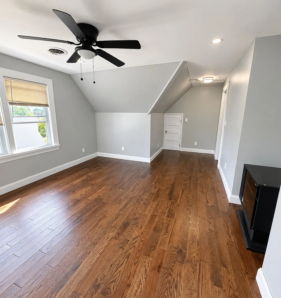 2 bed, 1.0 bath, 1000 sqft, $1,800 — Photo 3