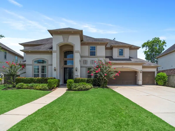 5711 Clouds Creek Ln, Sugar Land, TX 77479