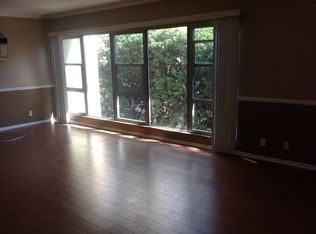915 N Wetherly Dr #D, West Hollywood, CA 90069