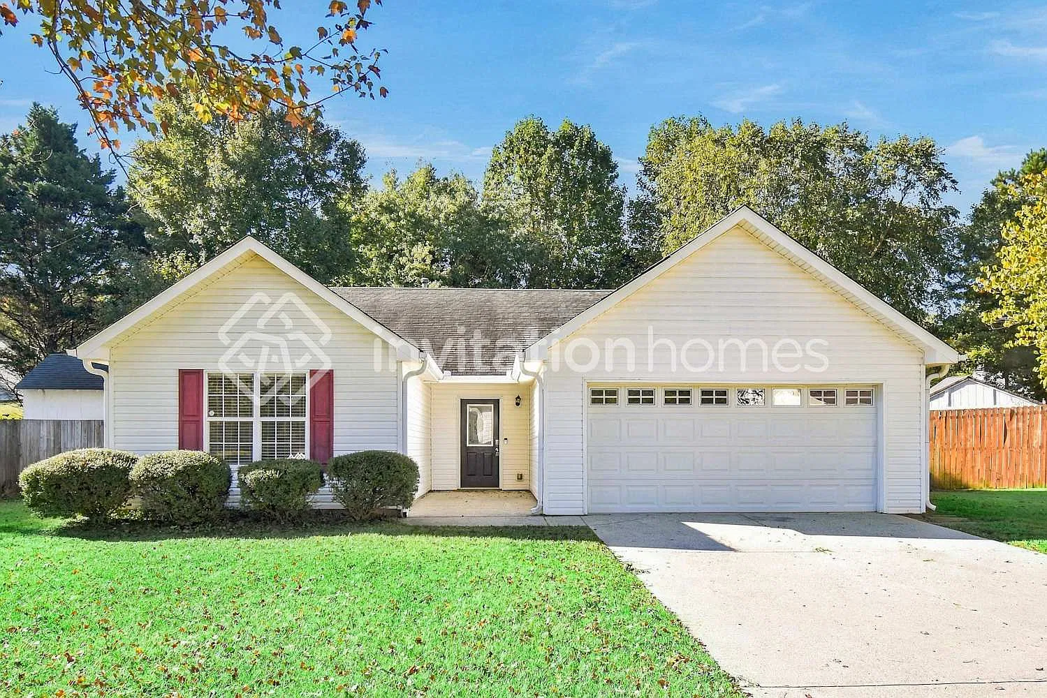 5290 Hillcrest Glenn Dr Sugar Hill, GA 30518 — Photo 1