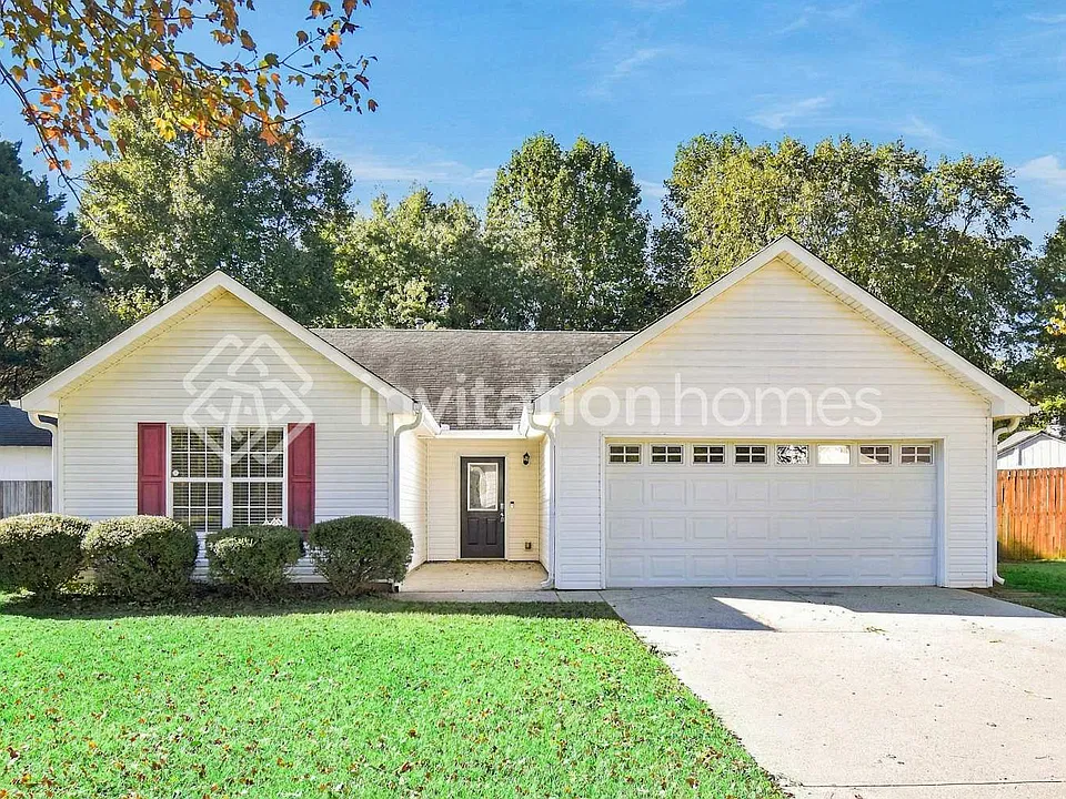 5290 Hillcrest Glenn Dr