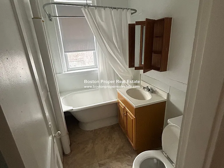 1111 Boylston St #23 — Photo 7