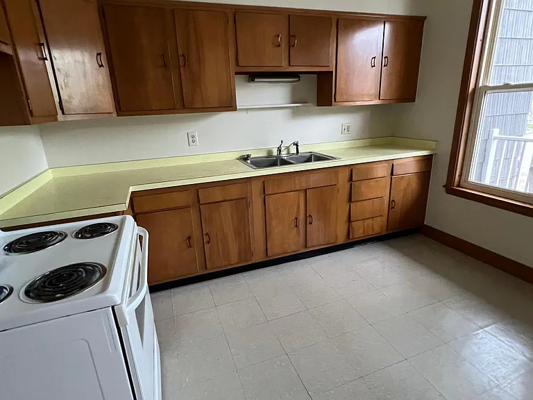 80 Wood St #2 — Photo 11