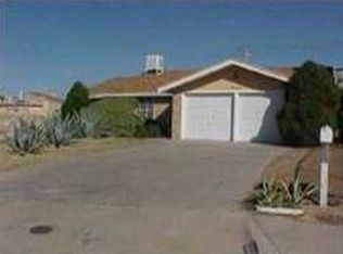 9936 Honey Locust Ln, El Paso, TX 79924
