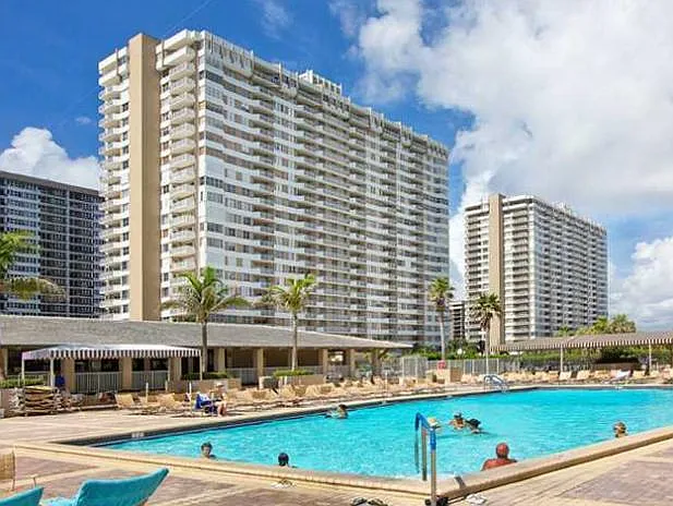 1950 S Ocean Dr #1