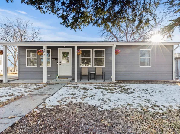 203 Saint Charles St, Rapid City, SD 57701