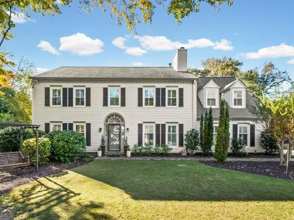 5588 Mill Gate Ct, Dunwoody, GA 30338